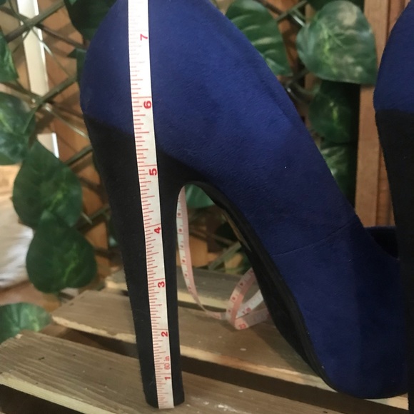 COPY - Platform peep toe pumps size 8 Blue - Picture 6 of 9